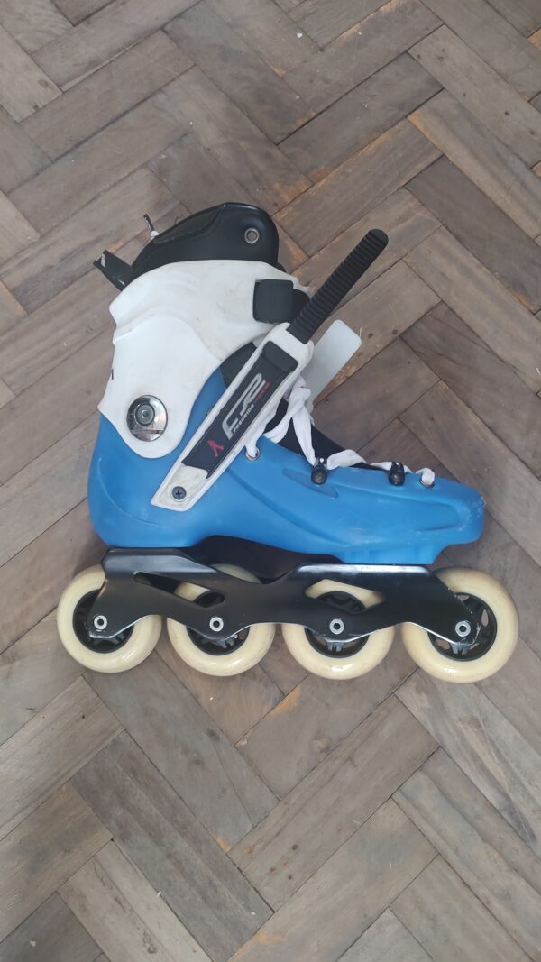 Rollers FR1 Blue SEBA Talle 39 (25.5 cm) Usados - Imagen 2